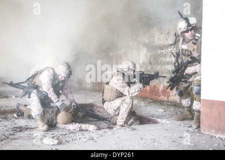 Marines americani in azione Foto Stock