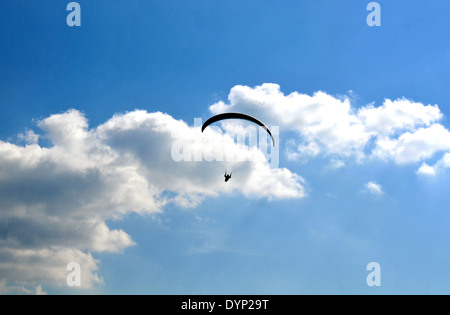 Parapendio Puy de Dome Auvergne Francia Foto Stock