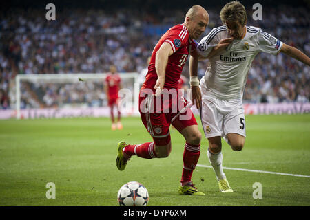 Madrid, Spagna. 23 apr 2014. Robben durante la UEFA Champions League semi final match tra il Real Madrid e il Bayern Monaco di Baviera a Santiago Bernabeu Stadium il 23 aprile 2014 a Madrid, Spagna Credit: Jack Abuin/ZUMAPRESS.com/Alamy Live News Foto Stock