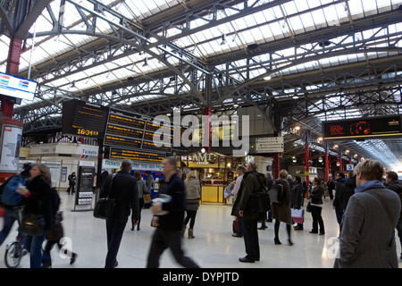 Regno Unito central London NW1 alla stazione di Marylebone Foto Stock