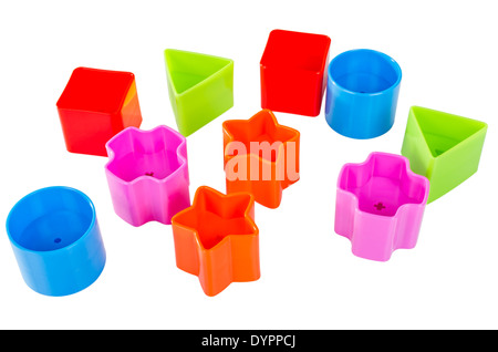 I vari blocchi colorati per forma giocattolo sorter isolati su sfondo bianco Foto Stock