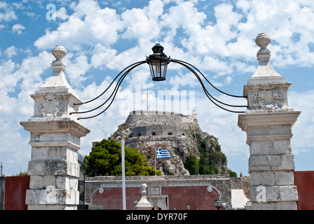 Ingresso alla vecchia fortezza veneziana nella città di Corfù Foto Stock