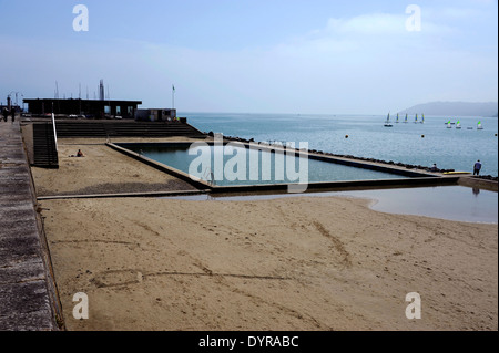 Binic piscina,vicino Saint-Brieuc,Cotes-d'Armor,Bretagne,Brittany,Francia Foto Stock