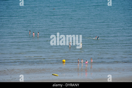 Binic beach a bassa marea,vicino Saint-Brieuc,Cotes-d'Armor,Bretagne,Brittany,Francia Foto Stock