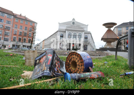 Anno nuovo garbage a Monaco di Baviera, 2011 Foto Stock