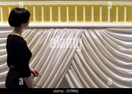 La mostra "Storie in conflitto" al Haus der Kunst di Monaco di Baviera, 2012 Foto Stock