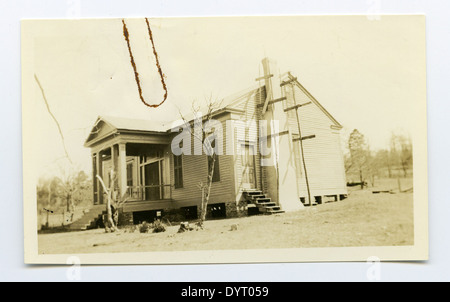 Questa fotografia del 1970 mostra Fannie Ratchford, Glenfawn Hardy Perkins, figure di spicco della storia del Texas. Cattura un momento dai loro contributi alla comunità locale e allo stato del Texas. Foto Stock