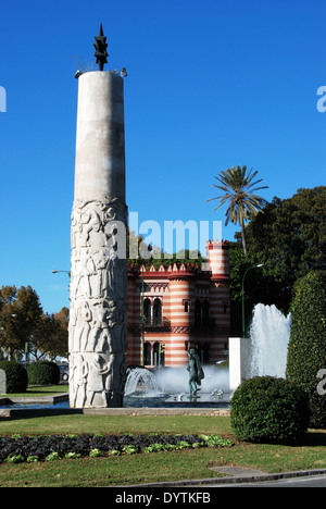 Monumento alla gloria ai Mariners (Glorieta de los Marineros), Siviglia, Andalusia, Spagna, Europa occidentale. Foto Stock