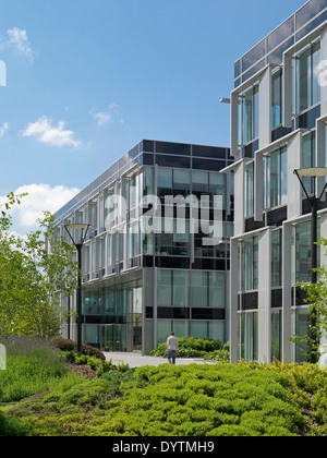 Esterno dell edificio per uffici a Winnersh Triangle fase 1, Winnersh Foto Stock