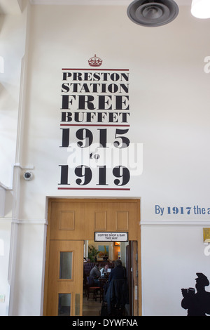 Preston Railway - Treno : stazione di guerra mondiale 1 commemorazione buffet stazione di Preston Buffet libero da 1915 a 1919 Foto Stock