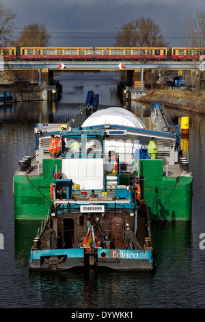 Berlino, Germania, con la turbina a gas Schwergutshuttle Foto Stock