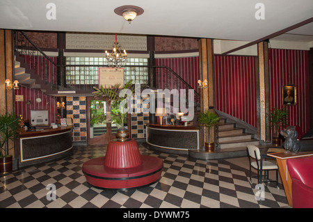 La lobby dell'Hotel Atlanta, Bangkok Foto Stock
