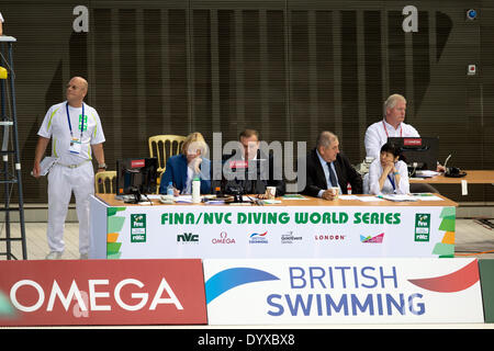 Londra, Regno Unito. 26 apr 2014. FINA/cnv Diving World Series 2014 London Aquatics Centre Queen Elizabeth Olympic Park Inghilterra; UK Credit: Simon Balson/Alamy Live News Foto Stock