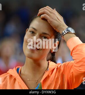 Stuttgart, Germania. 27 apr 2014. Ana Ivanovic di Serbia sorride dopo la partita finale del WTA tennis tournament contro Maria Sharapova della Russia a Stoccarda, Germania, 27 aprile 2014. Foto: BERND WEISSBROD/dpa/Alamy Live News Foto Stock