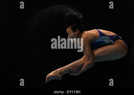 Londra, Regno Unito. 27 apr 2014. durante il giorno e tre della FINA/cnv Diving World Series 2014 presso il London Aquatics Centre il 27 aprile 2014 a Londra, Regno Unito. Credito: Mitchell Gunn/ESPA/Alamy Live News Foto Stock