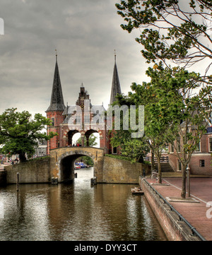 Waterpoort o acqua cancello in frisone città di Sneek, Paesi Bassi, HDR- modifica Foto Stock