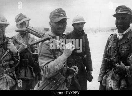 I soldati tedeschi a Tobruk, 1941 Foto Stock