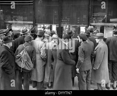 Il Nazionalsocialismo: quotidiani, riviste, cittadini di Berlino a premere display di Scherl casa editrice, 1938 Foto Stock