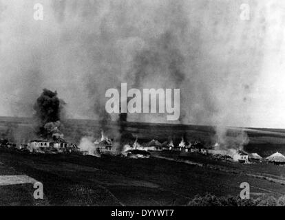 Artiglieria tedesca il fuoco su posizioni sovietica vicino a Orel, 1943 Foto Stock