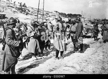 Infanterymen francese con elmetti di acciaio. 1916 Foto Stock