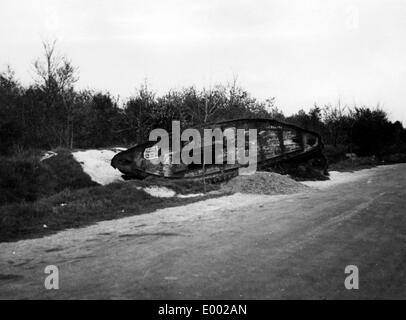 Serbatoio britannico "Lotte' sul fronte occidentale della Prima Guerra Mondiale Foto Stock