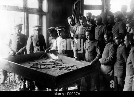 Incontro tattico di ufficiali tedeschi, 1915 Foto Stock