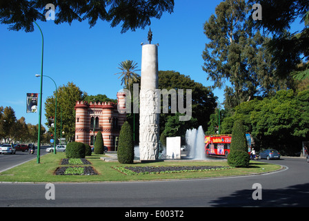 Monumento alla gloria ai Mariners (Glorieta de los Marineros), Siviglia, Andalusia, Spagna, Europa occidentale. Foto Stock