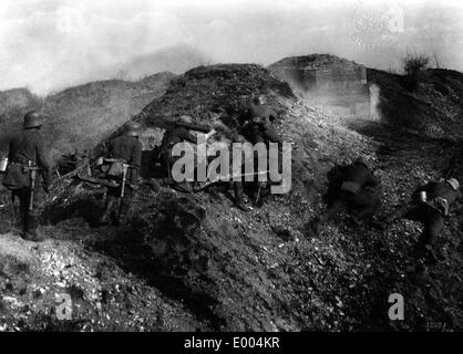 Storming di una posizione francese, 1916 Foto Stock