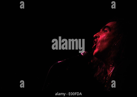 New Model Army presso la Oxford O2 Il 23 aprile 2014 come parte della gamba del Regno Unito del tour per il loro dodicesimo album in studio. Foto Stock