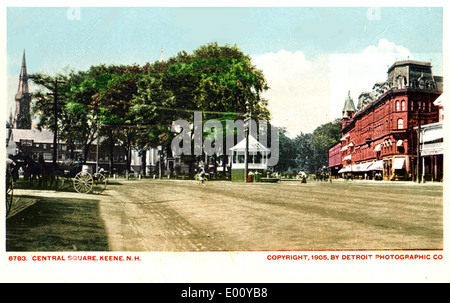 La piazza centrale (lato est) di Keene NH Foto Stock