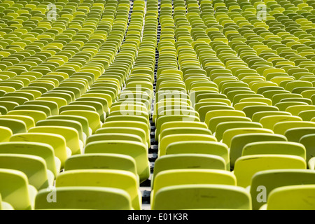 Dettaglio delle sedi vuote allo Stadio Olimpico di Monaco di Baviera Germania Foto Stock