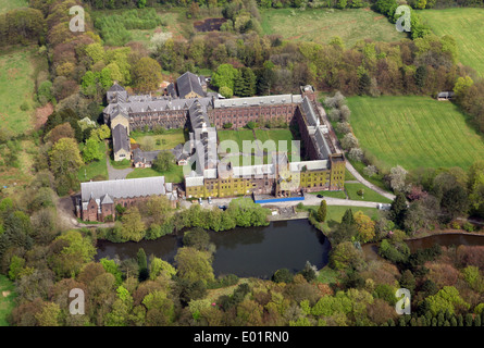 Vista aerea di san Giuseppe College School in Walthew Park, a Upholland, Lancashire Foto Stock