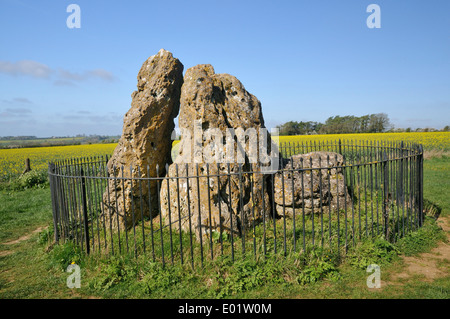 Whispering Knights, Rollright Stones Neolitico camera di sepoltura Foto Stock