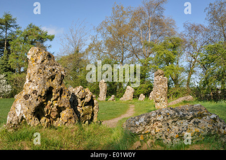 Parte del re gli uomini del Neolitico cerchio di pietra, Rollright Stones Foto Stock