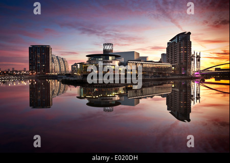 Il Teatro Quays Salford Quays Manchester REGNO UNITO Foto Stock