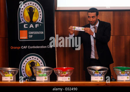 Il Cairo, Egitto. 29 apr 2014. egli gara a corona arancione nuovo CAF vincitore della Champions League Entra nella community fase del concorso dopo il sorteggio effettuato oggi a CAF HQ al Cairo e ha gettato una torsione interessante. Repubblica democratica del Congo ''˜s due rappresentanti, TP Mazembe e come vita sono state disegnate nel medesimo gruppo sono stati Esperance e C.S. Sfaxien della Tunisia che completano un All-North gruppo africano (B) lungo con Algeria in E.S Setif e Ahly Bengasi dalla Libia. © Nameer Galal/NurPhoto/ZUMAPRESS.com/Alamy Live News Foto Stock