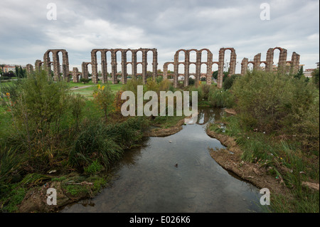 Acquedotto Romano di Merida, Badajoz, Estremadura, Spagna, Europa Foto Stock