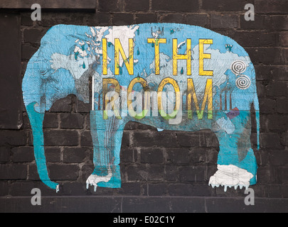 L'elefante in camera la street art a Melbourne, Australia Foto Stock