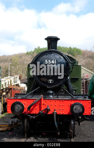 GWR serbatoio della prateria locomotiva a vapore n. 5541 al Dean Forest Railway, Norchard, Gloucestershire, England, Regno Unito Foto Stock