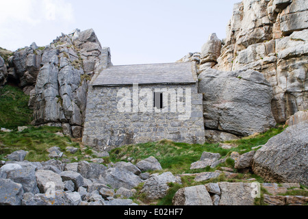 Saint Govan's Chapel, Pembrokeshire, West Wales Foto Stock