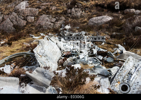 Relitto di un B-24H Liberator Bomber n. seriale 42-95095 che si è schiantato il 13 giugno 1945 Fata Loch Gairloch Scozia Scotland Foto Stock