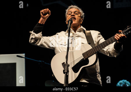 Torino, Italia. 30 apr 2014. Torino Jazz Festival Concert di Caetano Veloso - Caetano Veloso Credito: Davvero Facile Star/Alamy Live News Foto Stock