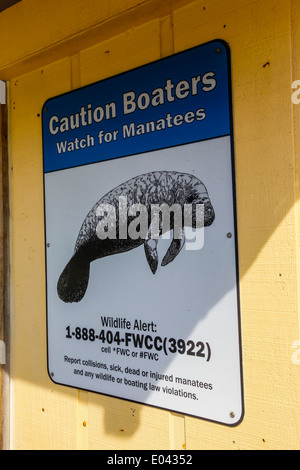 Lamantino Wildlife simbolo di avvertimento per i diportisti in Florida Foto Stock