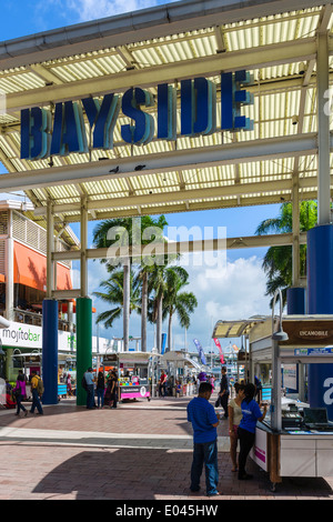 Ingresso al Bayside Marketplace in downtown Miami, Florida, Stati Uniti d'America Foto Stock