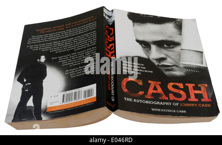 In contanti, l'autobiografia del cantante country Johnny Cash Foto Stock