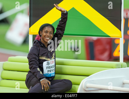 Velocista giamaicana Shelly-Ann Fraser-Pryce durante gli atleti" presentazione a Zurigo è lo stadio Letzigrund. Foto Stock