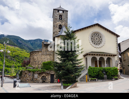 Chiesa di Sant Esteve, Placa del Princep Benlloch, Andorra la Vella, Andorra Foto Stock