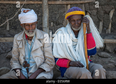 Local popolo etiope dal villaggio nei pressi di Lalibela, Etiopia Foto Stock