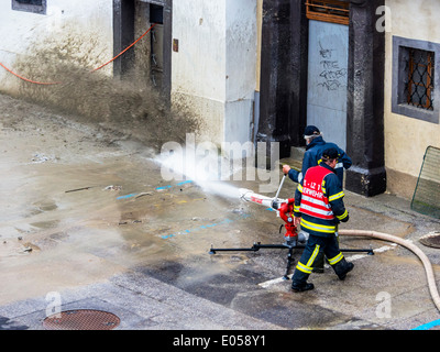 L'acqua alta in 2013 a Steyr, Austria. alluvioni e inondazioni, Hochwasser 2013 a Steyr, oesterreich. ueberflutungen und ueberschwemmu Foto Stock