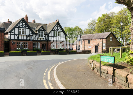 Daresbury era il luogo di nascita di Alice nel Paese delle Meraviglie autore Lewis Carroll. Foto Stock